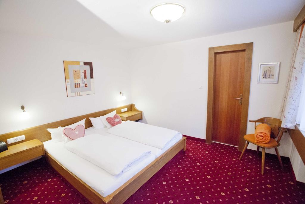 Gaestehaus Birkenhof Oberstdorf Rom bilde